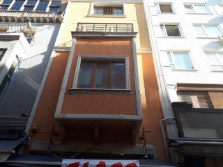 Complete building for rent 310 sqm in Kadıköy Muhurdar