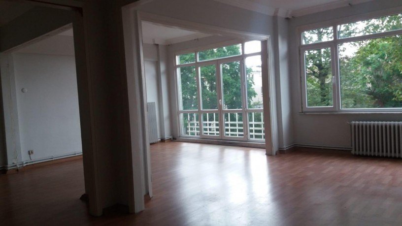 office-for-rent-in-busiest-location-kadikoy-istanbul-big-2