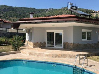 Detached VILLA for sale in ALANYA-with garden pool