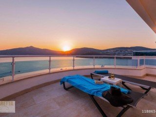 4+2 Super Luxury Villa in Kalkan Barracks Bay, Turkey