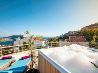 Luxury VILLA for sale in KAS KALKAN 3 + 1 350 m2