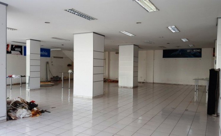 kemer-commercial-store-for-rent-450-m2-on-main-road-big-2