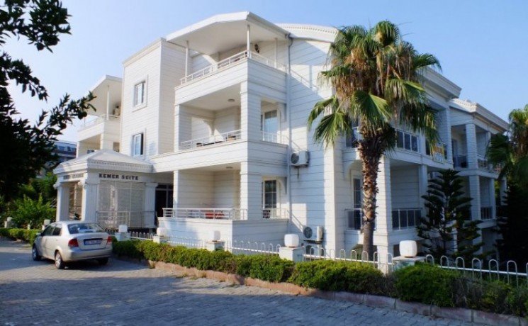 luxury-apartments-for-sale-in-kemer-100-meters-to-beach-clubs-big-0