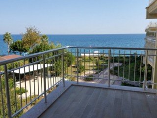 Seaview beach apartment for sale in Kemer marina