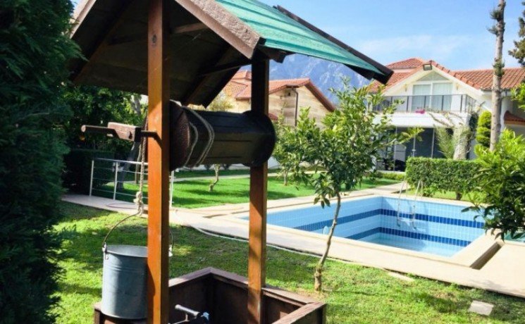 kemer-house-for-sale-with-pool-in-town-center-big-1