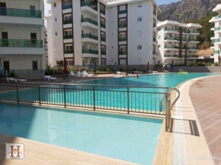 ZERO 2+1 DECKED APARTMENT FOR SALE IN LUXURY SITE KONYAALTI BEACH