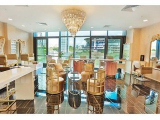 Sariyer womans hairdresser for sale, Istanbul Turkey
