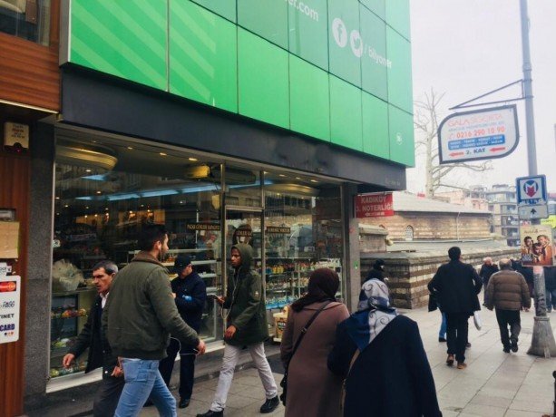 business-shop-for-sale-operating-between-kadikoy-and-the-quay-big-1