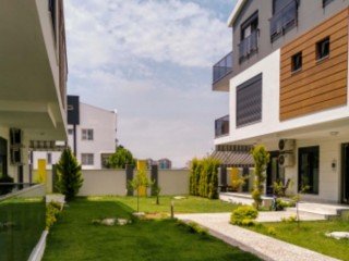 2 Bedroom Brand New Apartment in Lara