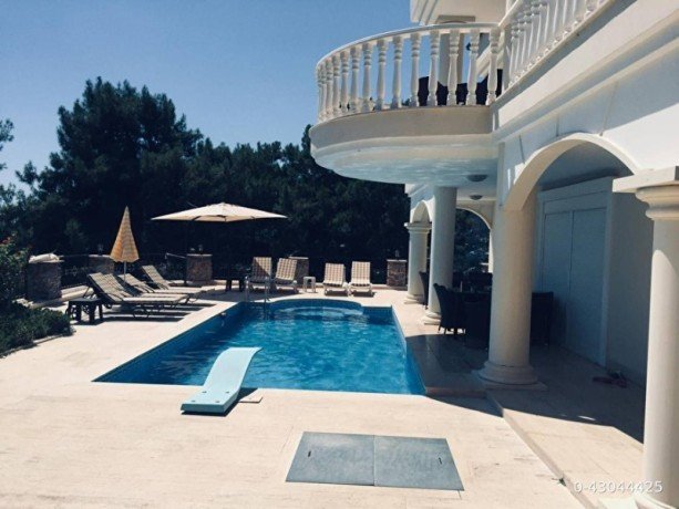 4-bedroom-villa-for-rent-per-day-antalya-alanya-bektas-for-8-people-big-5