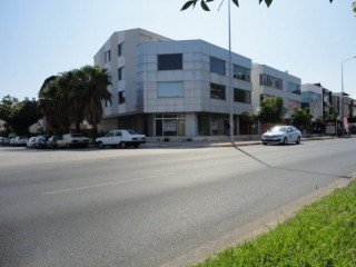 Showroom for sale Antalya Lara for commercial use