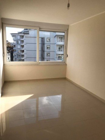 new-luxury-residences-with-full-facilities-for-sale-big-10